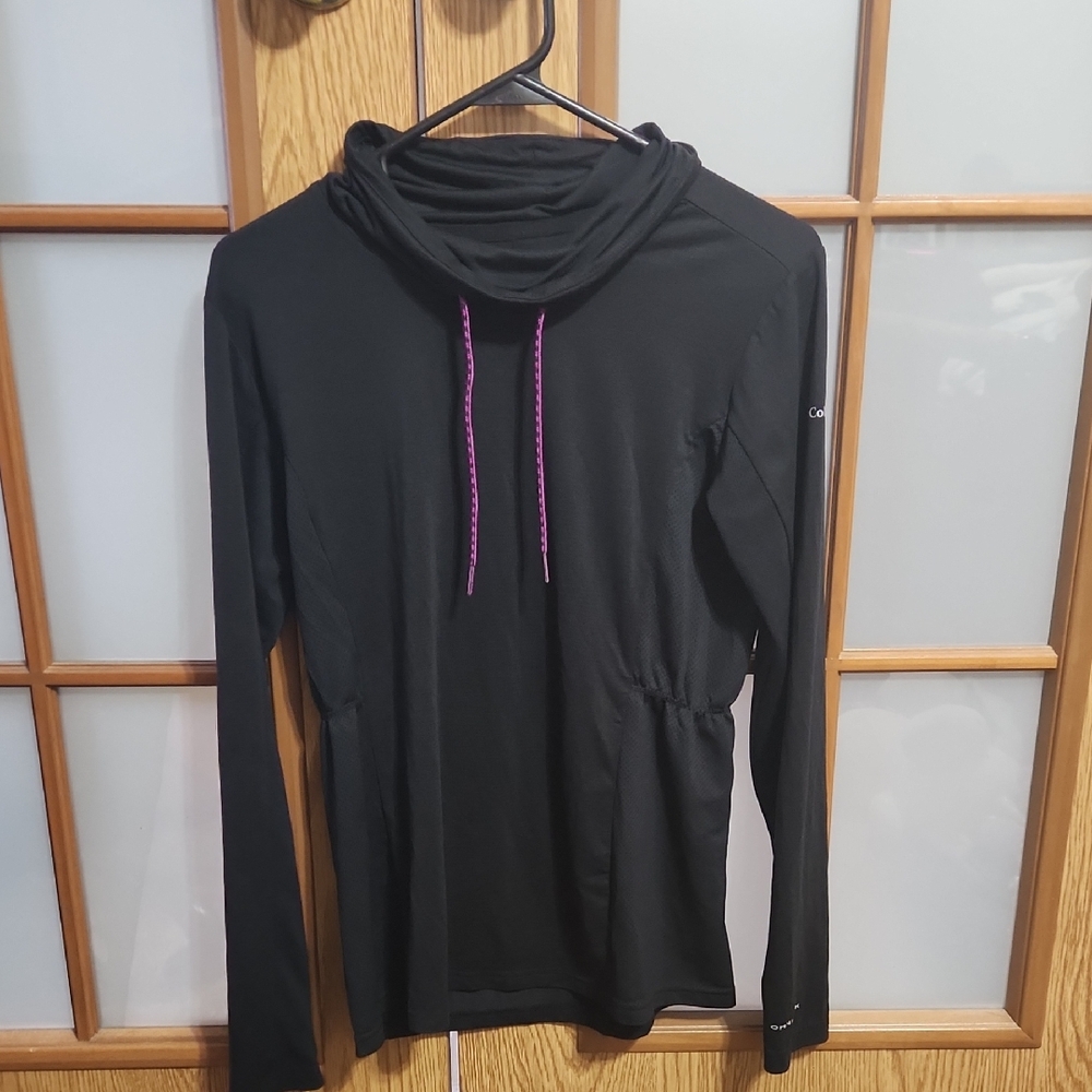 Columbia Omni Wick Black Cowl Neck Long Sleeve Lightweight Shirt